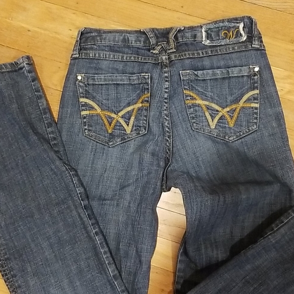 WORN Jeans - Picture 7 of 7